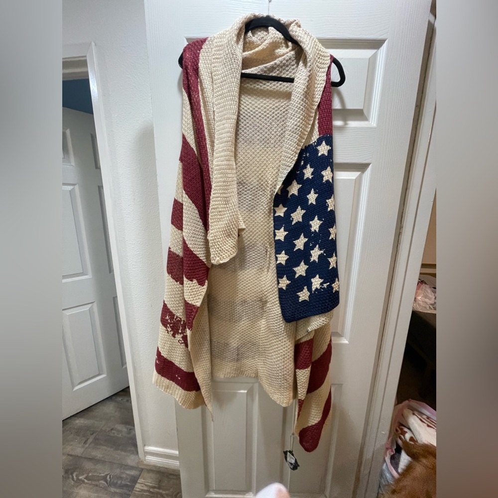 American sleeve less cardigan